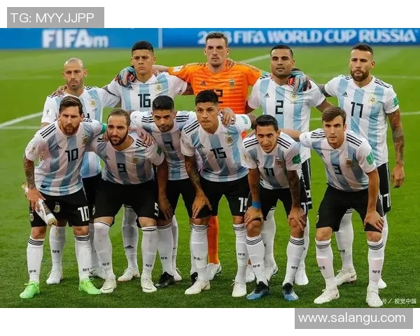 全球足球各大洲球星排名榜单:谁是每个大洲的第一足球巨星 全球足球各大洲球星排名榜单:谁是每个大洲的第一足球巨星