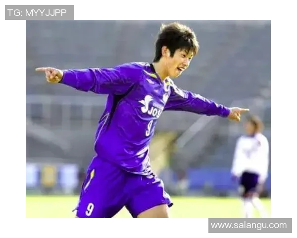 日本四大足球明星排名解析:谁才是历史最佳球员的真正代表 日本四大足球明星排名解析:谁才是历史最佳球员的真正代表