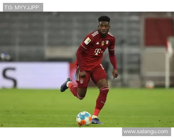 球星们炫酷花式足球英文技巧大比拼精彩瞬间展示 球星们炫酷花式足球英文技巧大比拼精彩瞬间展示